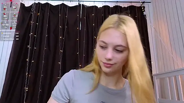 Živý XXX chat HarriettKitty
