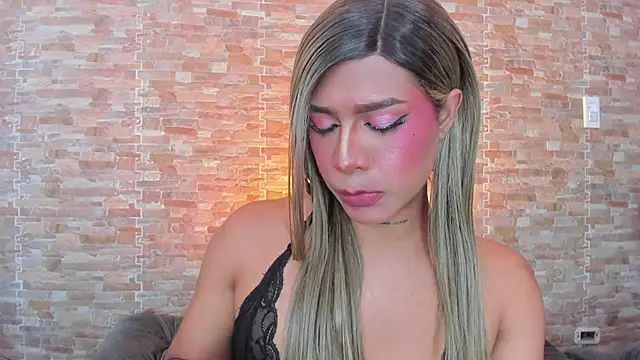 Chat XXX en directo de Dreams_Chloe