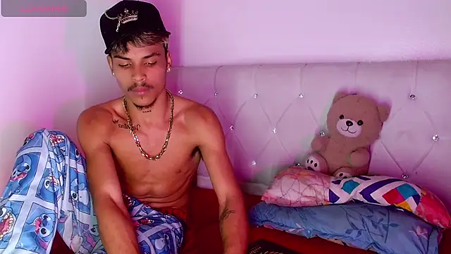 Angel_foxc13のライブXXXチャット