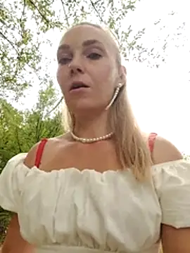 Yourblonde_69 Chat XXX live