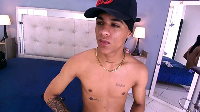 _Thiago12 Live XXX Chat