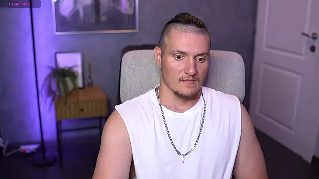 Alex_Wilde Chat XXX in diretta