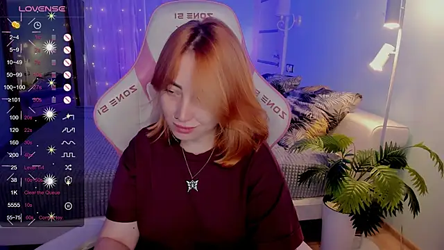 XXX chat uživo modela deboramoore