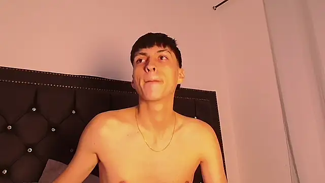 Czat XXX na żywo – LeoDrake_