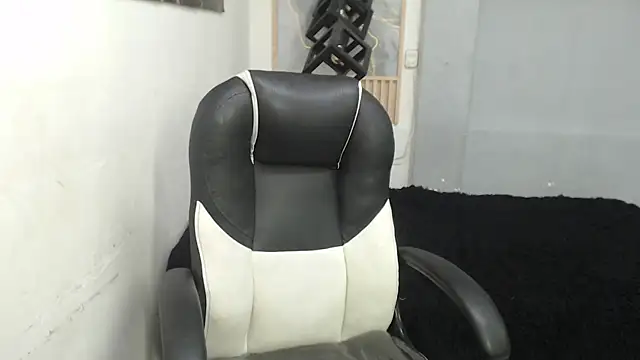 Cry_thereal XXX чат на живо