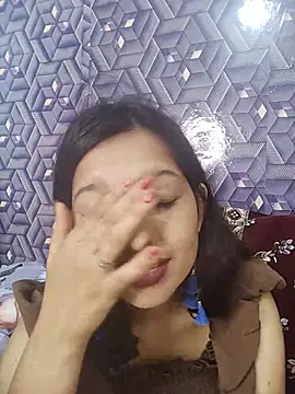 Chatroom XXX en direct de Queen_Rosyy