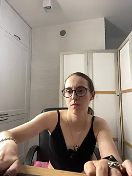 MartiniiSelenna Chat XXX live