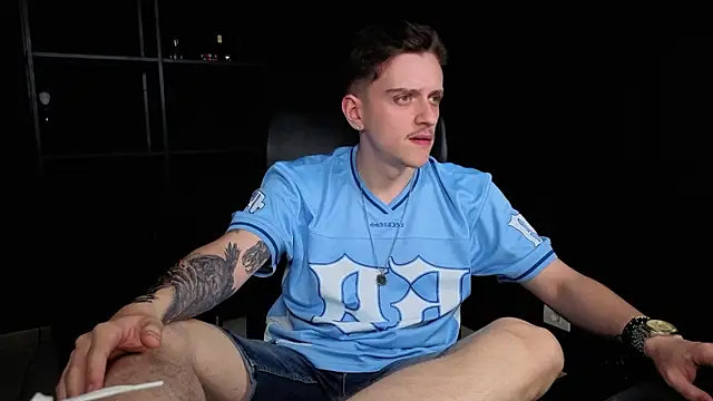 Chat XXX Live FelixStarkk