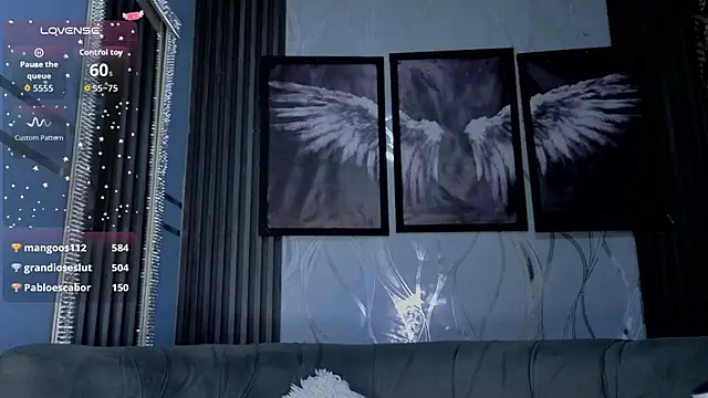Angel-dragun 现场XXX聊天