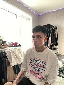 XXX chat uživo modela Clark_Day