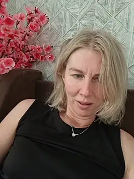 Živý XXX chat stellahere8