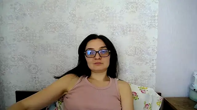 Shiny_gine's Live XXX Chat