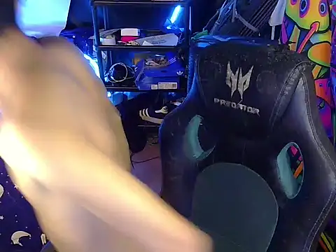 hugekenbigcock's Live XXX Chat
