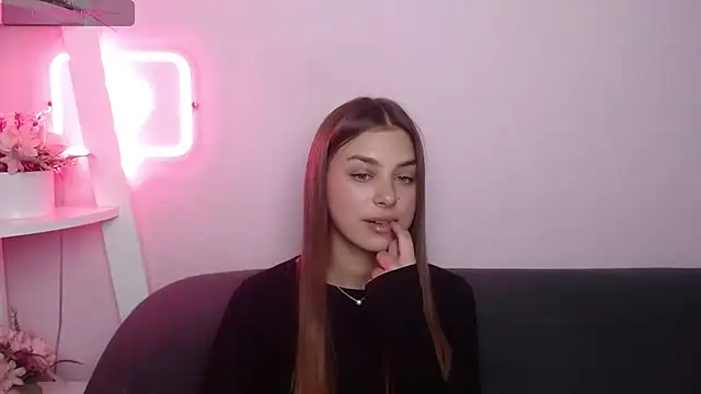 MilanaAngelAs' Live XXX Chat