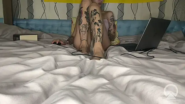 GoddesLayla Chat XXX live