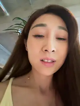 XXX chat uživo modela mmajb