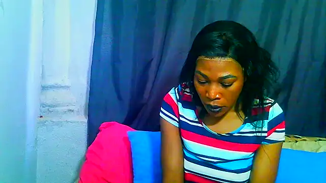 Chatroom XXX en direct de freaky_naughty