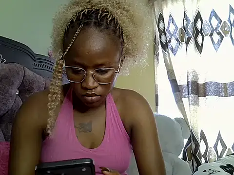 sweet_furahaa's Live XXX Chat