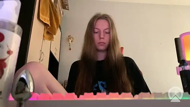 دردشة britneylovely الجنسية المباشرة
