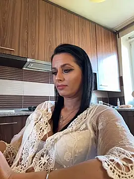XXX chat uživo modela Hotmomcheckk_