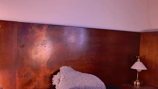 Chatroom XXX en direct de lara_curly