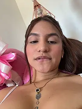 ViankaRose Live XXX-Chat