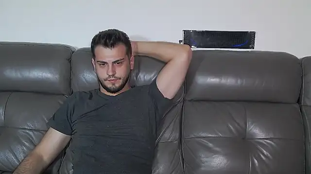 CrazyDom1's Live XXX Chat