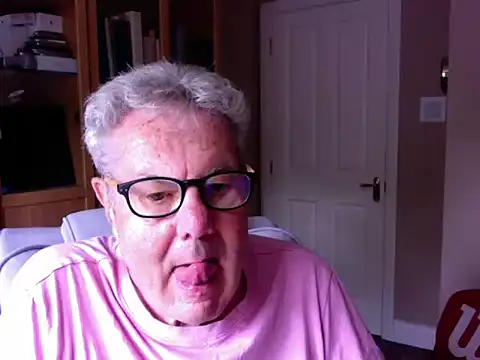 Živý XXX chat Oldpistolpete