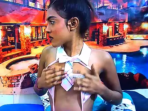 IndianPretty14u2Luv Chat XXX live