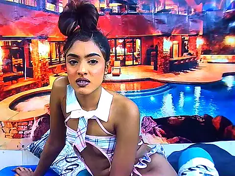 IndianPretty14u2Luv Chat XXX live