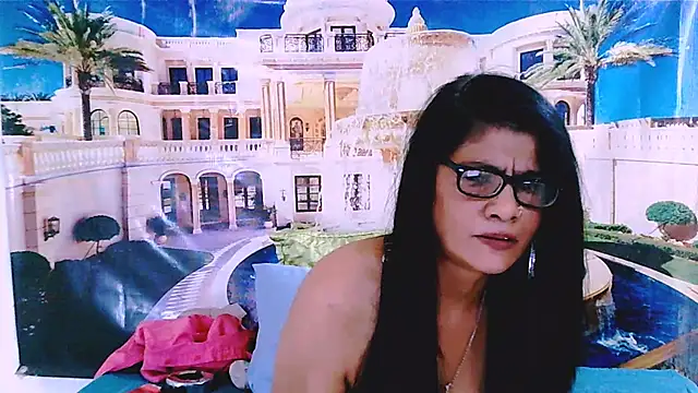 IndianAllure Chat XXX live
