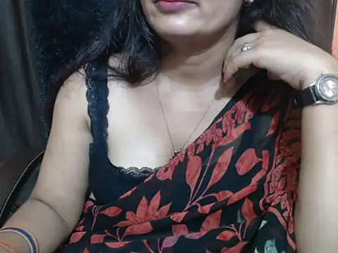 Kudi_Kiyara Chat XXX live