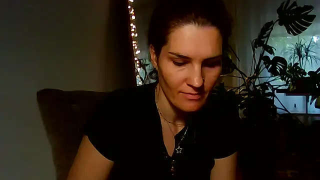 Ms-Lust1-'s Live XXX Chat