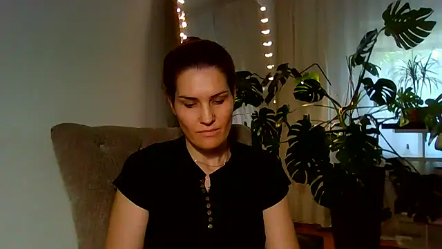 צ'אט XXX בשידור חי של Ms-Lust1-