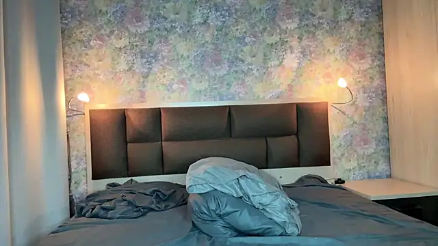 LoraDavi Chat XXX live
