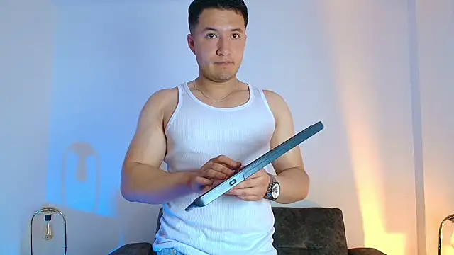 Chatroom XXX en direct de Alexander_Connor