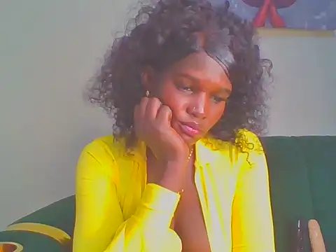 cutesmiling Chat XXX live