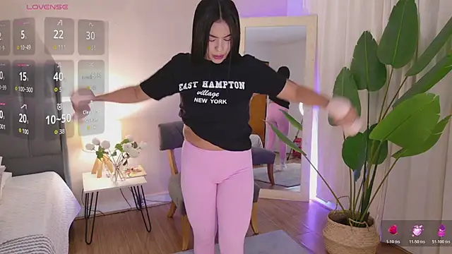 Megaan___ – Naživo XXX chat