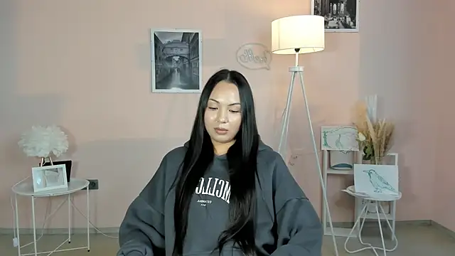 XXX chat uživo modela FairyBobino