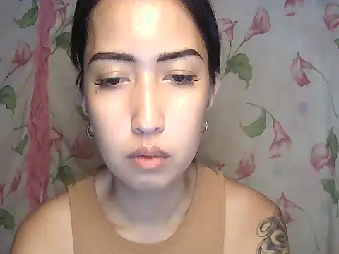 צ'אט XXX בשידור חי של XXnaughty_08XX