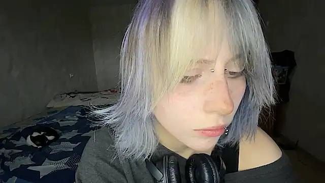 Shinecirtus22 Chat XXX live