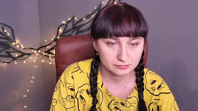 XXX chat uživo modela NinaFlawlees