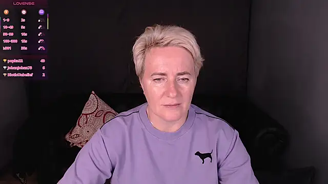 XXX chat uživo modela Nika_Smit