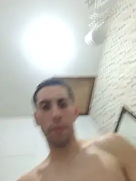 alex22j 即時 XXX 聊天