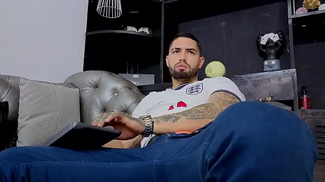 matteosantos Chat XXX live