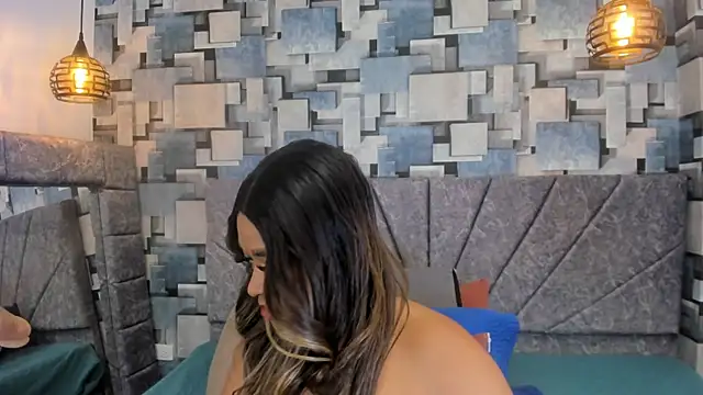دردشة angel_dthroatt الجنسية المباشرة