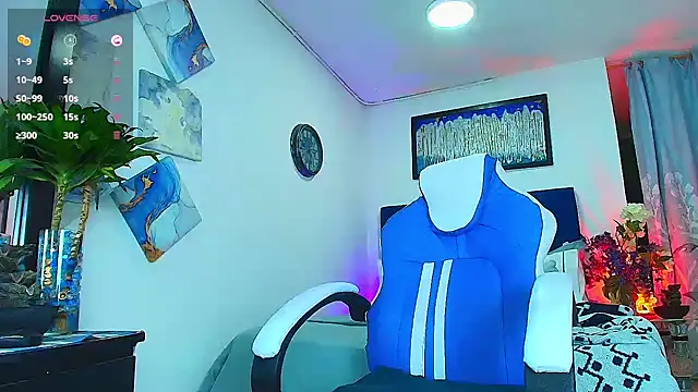 Adil_aminn 即時 XXX 聊天