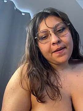 XXX chat uživo modela Larissa_Antonella