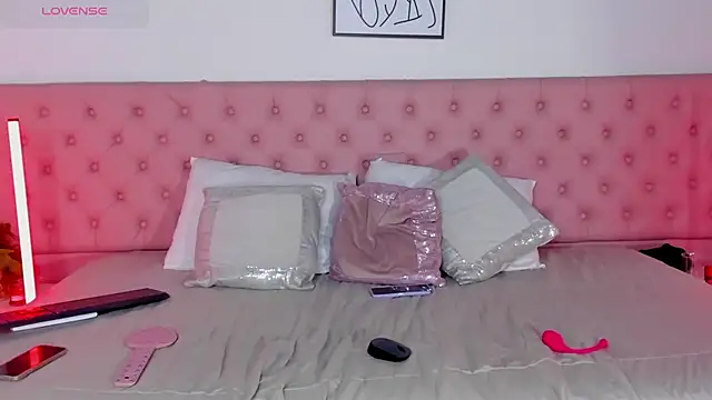 IvyRussel Chat XXX live