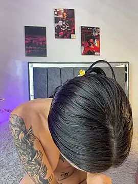 Chat +18 de Jetf_Andrea_couple ao vivo